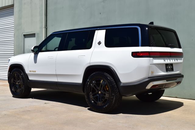 rivian-r1s-for-sale-01