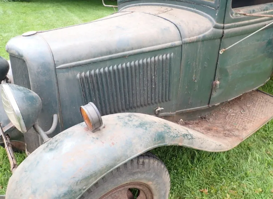 1932-ford-model-bb-stake-for-sale-0