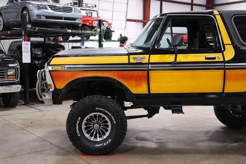 1979-ford-bronco-ranger-xlt-chromatic (1)