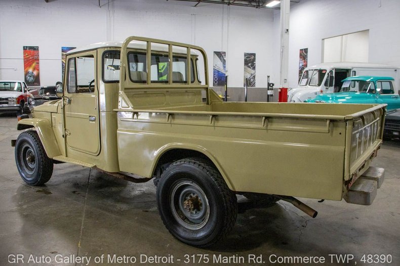 1982-toyota-land-cruiser-fj45 (2)