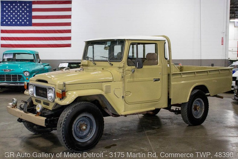 1982-toyota-land-cruiser-fj45