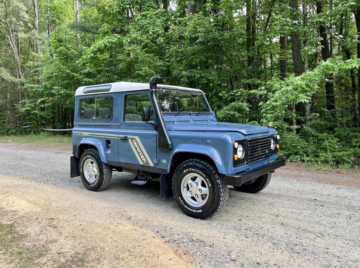 1995-land-rover-defender-90-blue-for-sale-01