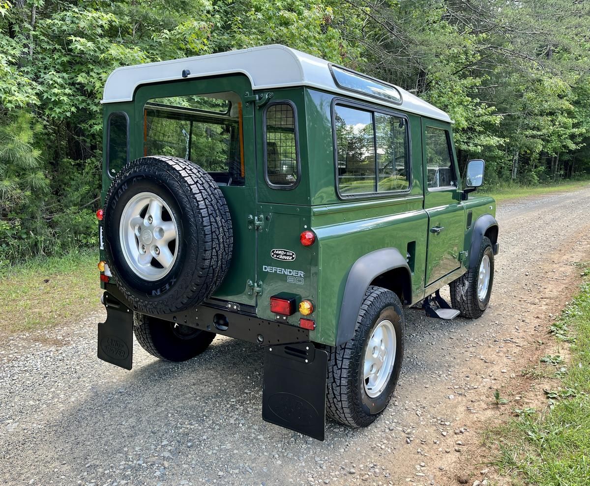 1996-land-rover-defender-90-durham-nc-04