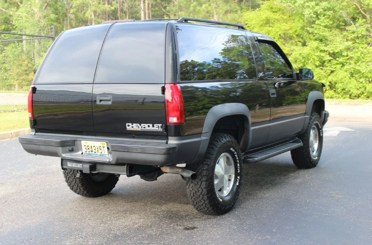 1997-chevrolet-tahoe-for-sale-02