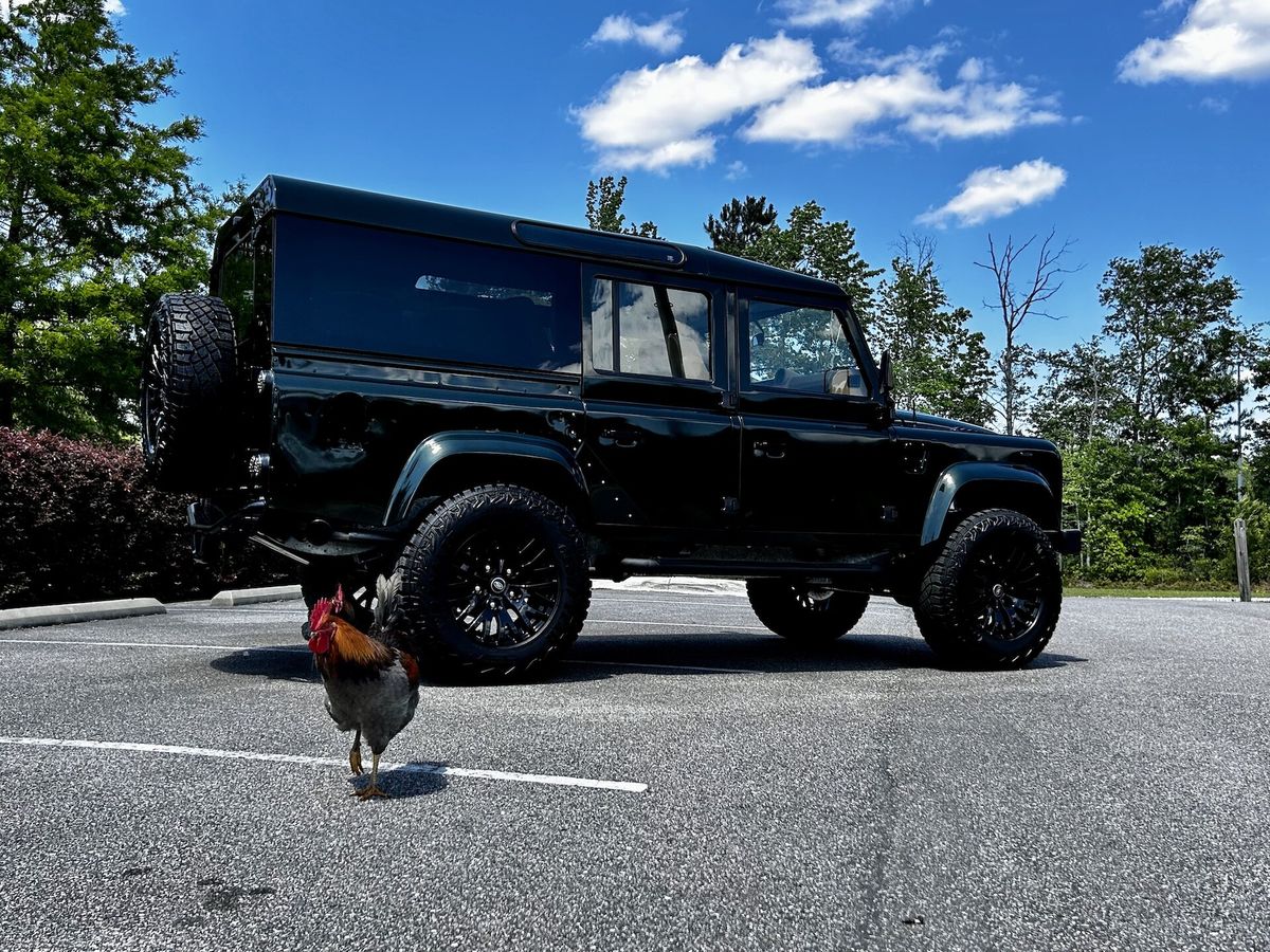 1997-land-rover-defender-110-castle-hayne-01