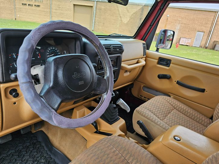 1998-jeep-wrangler-sport-for-sale-08