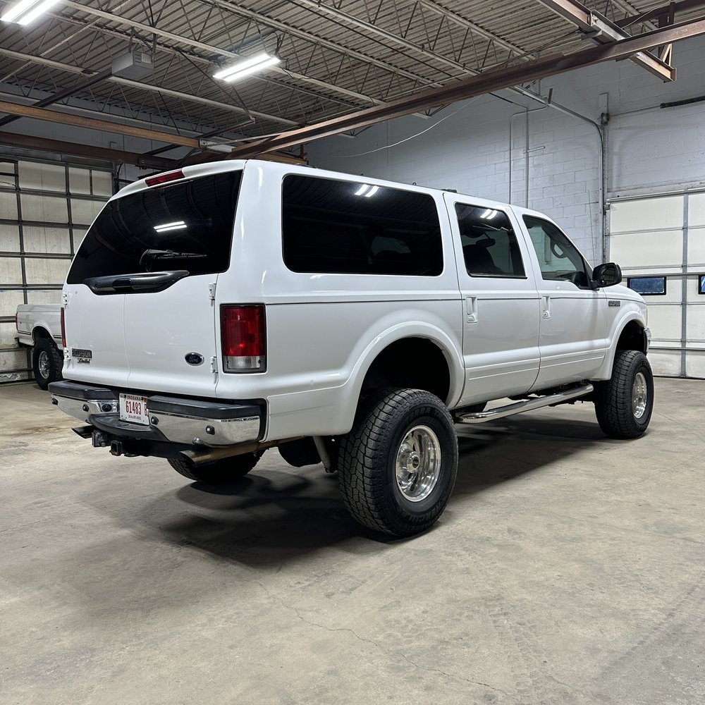 2001-ford-excursion-limited-03