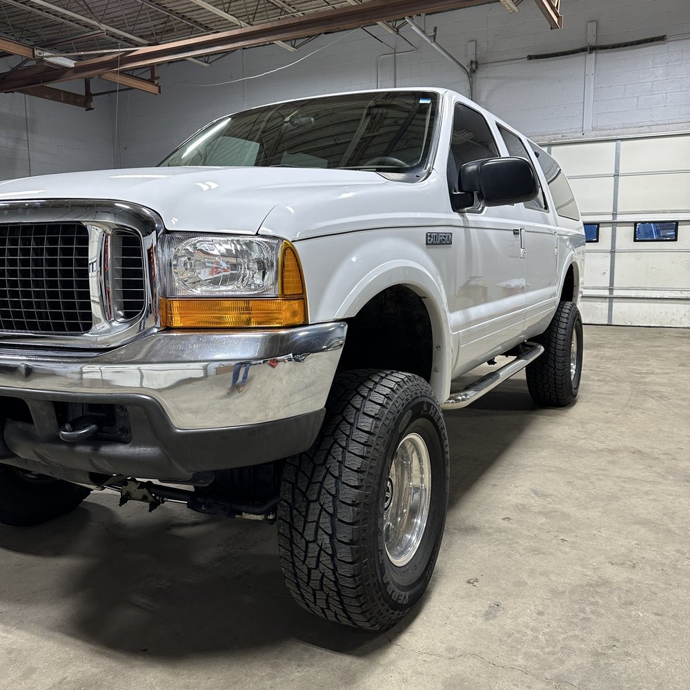 2001-ford-excursion-limited-06