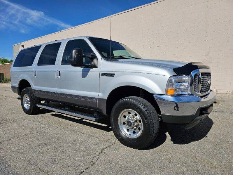 2001-ford-excursion-xlt-4wd-4dr-suv (1)