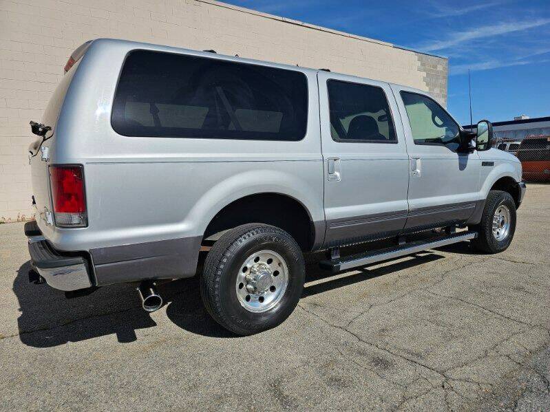 2001-ford-excursion-xlt-4wd-4dr-suv (4)