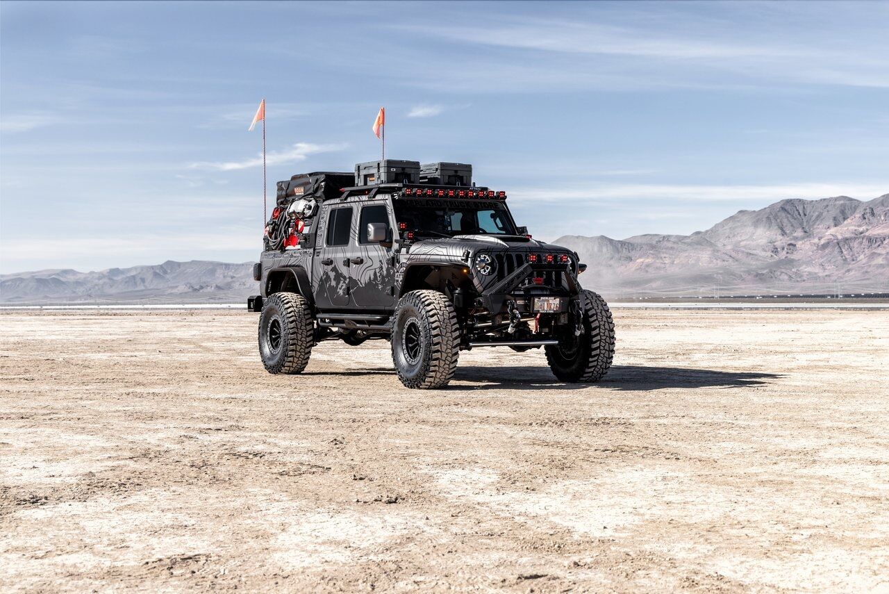 modified-2021-jeep-gladiator-overland-for-sale-04