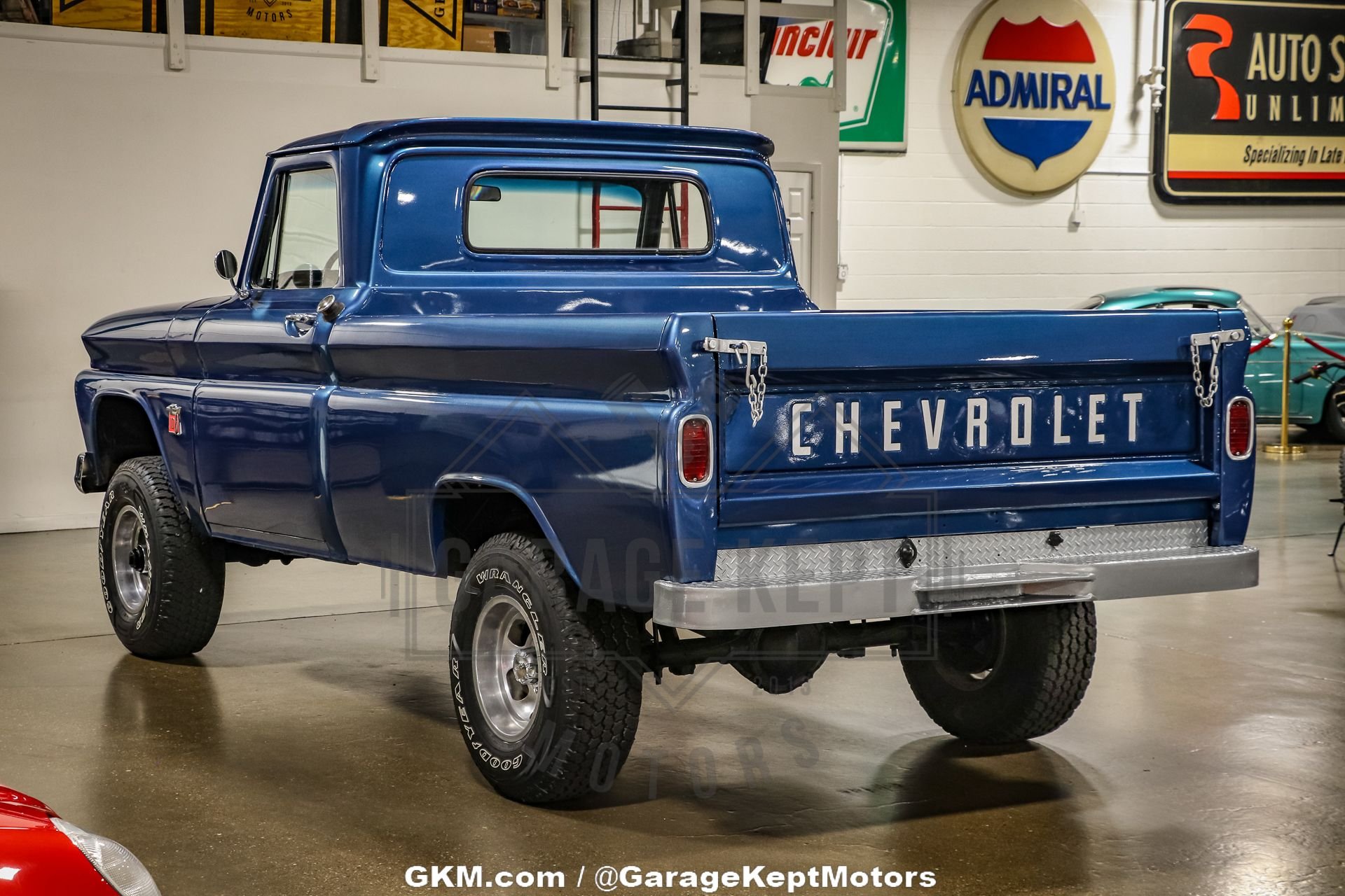 1965-chevrolet-c10-for-sale-09