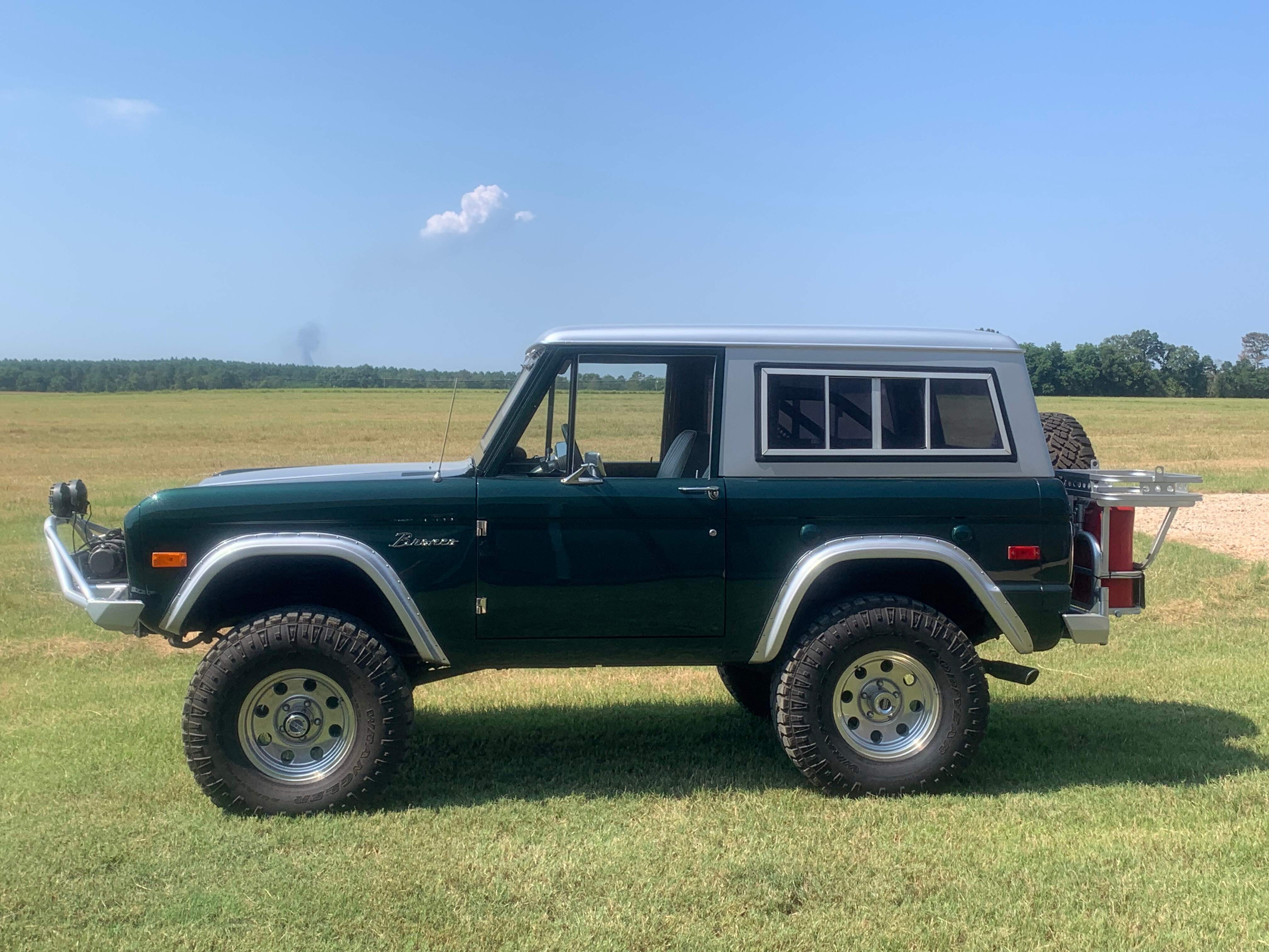 1975-ford-bronco-for-sale-12