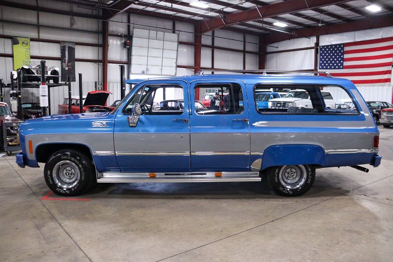 1976-chevrolet-suburban-custom-deluxe-for-sale-02