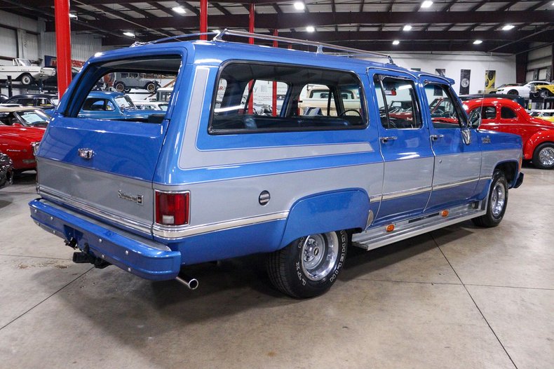 1976-chevrolet-suburban-custom-deluxe-for-sale-04