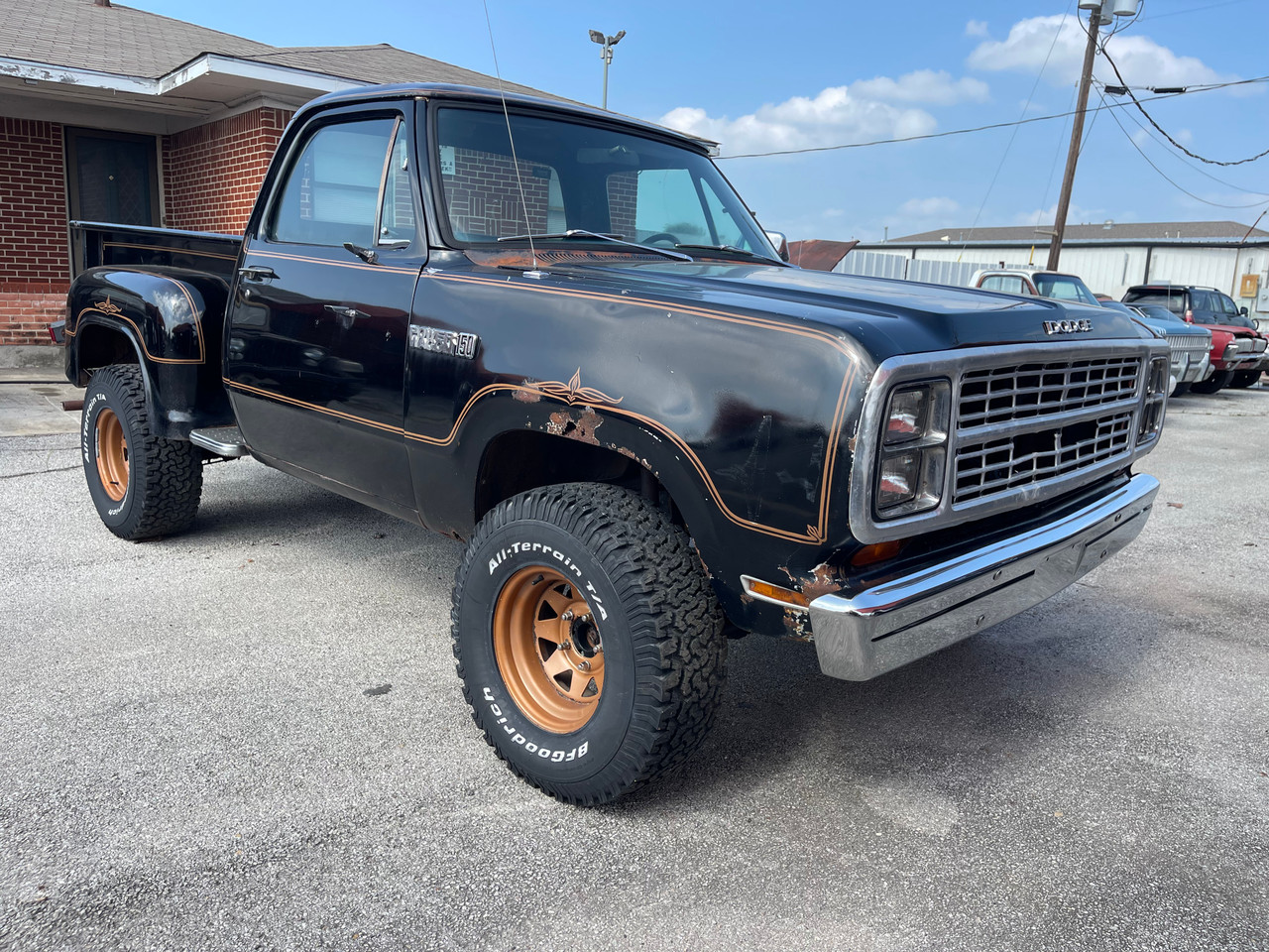 1979-dodge-w150-power-wagon-warlock-for-sale-01