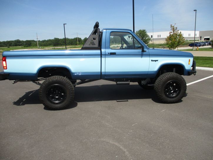 1984-ford-ranger-restomod-for-sale-04