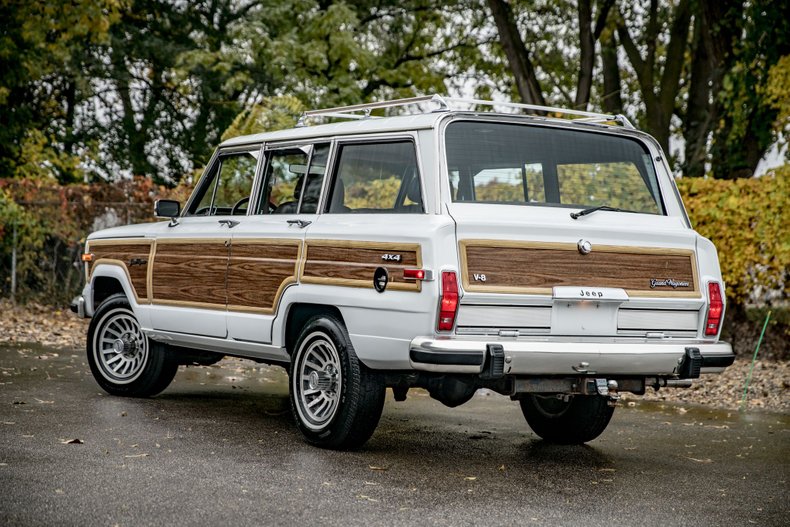 1990-jeep-grand-wagoneer (11)