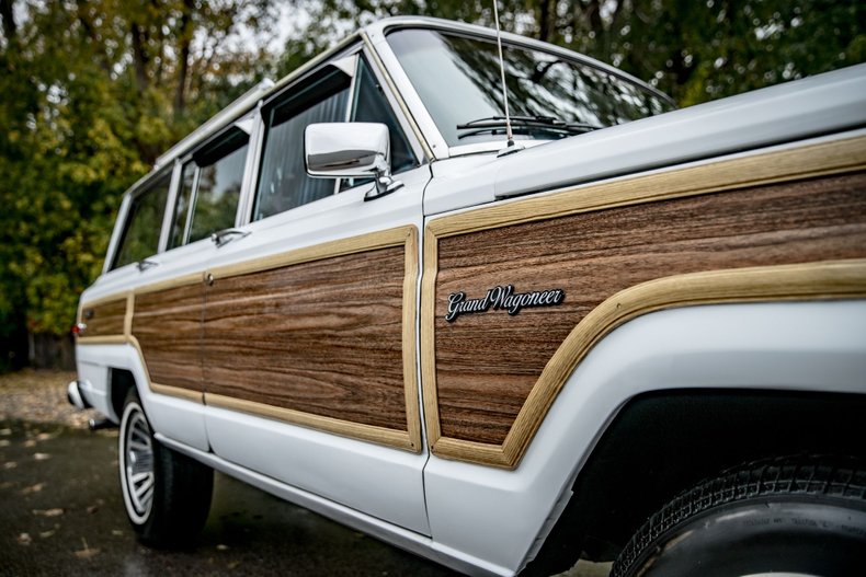 1990-jeep-grand-wagoneer (12)