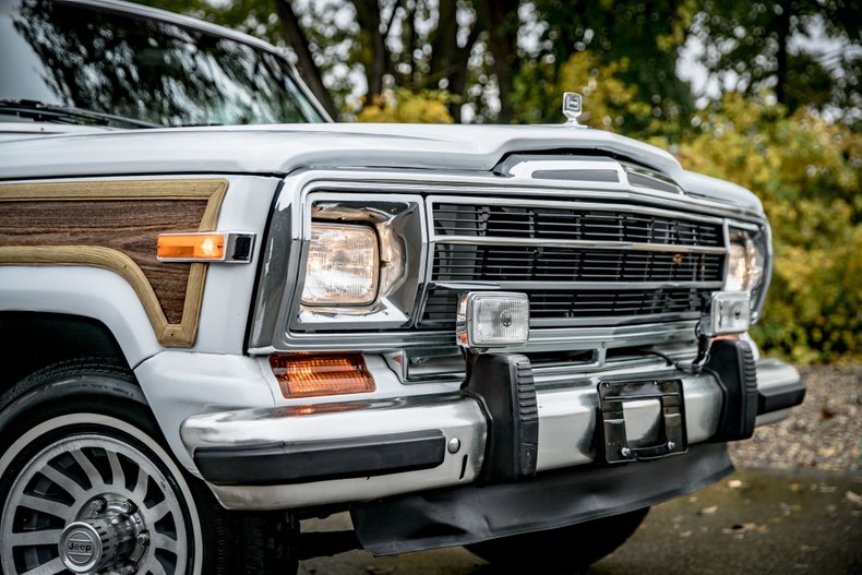 1990-jeep-grand-wagoneer (2)