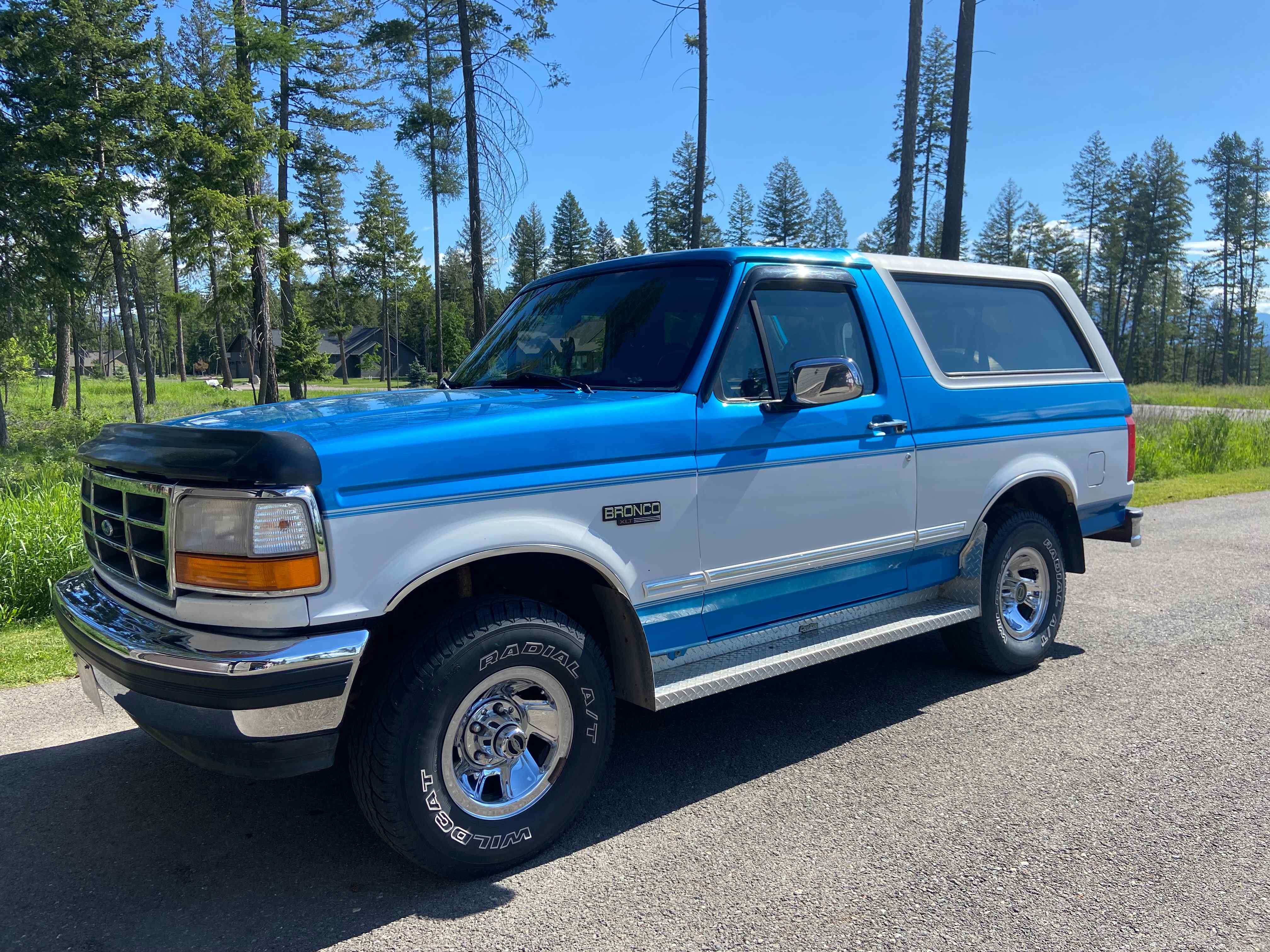 1995-ford-bronco-for-sale-01