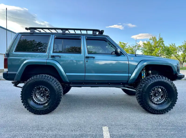 1999-jeep-cherokee-build-38