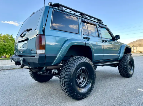 1999-jeep-cherokee-build-39