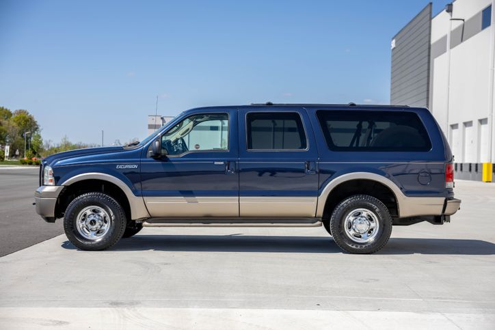 2005-ford-excursion-eddie-bauer-for-sale-03