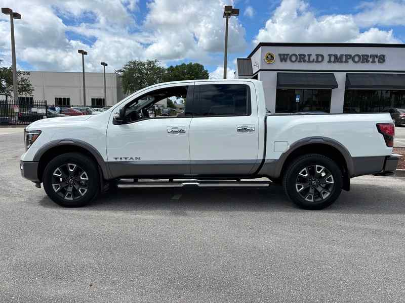 2023-nissan-titan-platinum-reserve-for-sale-02