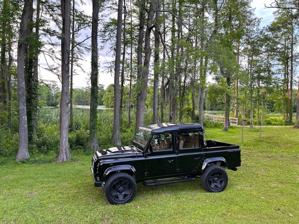 defender-110-double-cab-pickup-for-sale-03