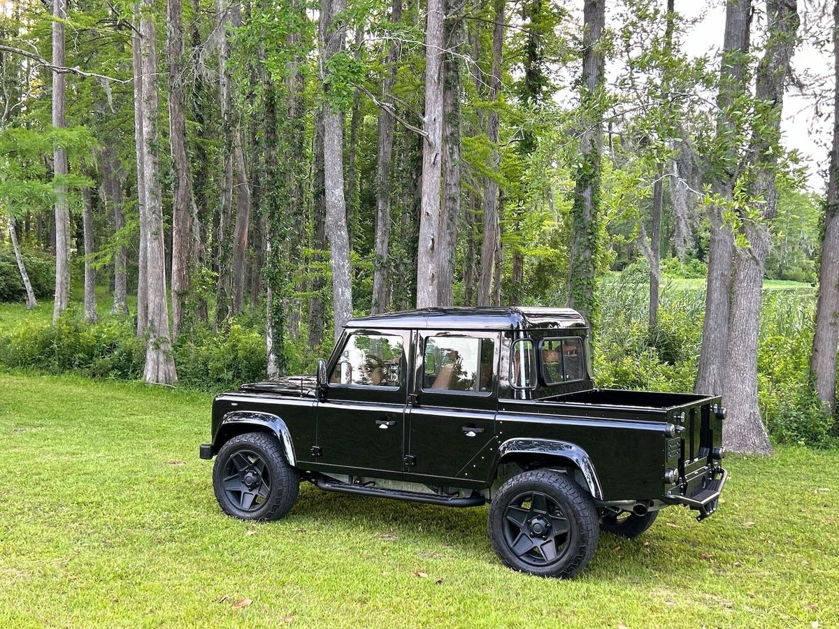 defender-110-double-cab-pickup-for-sale-04