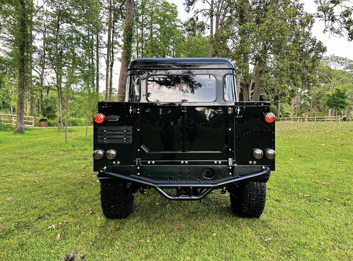 defender-110-double-cab-pickup-for-sale-07