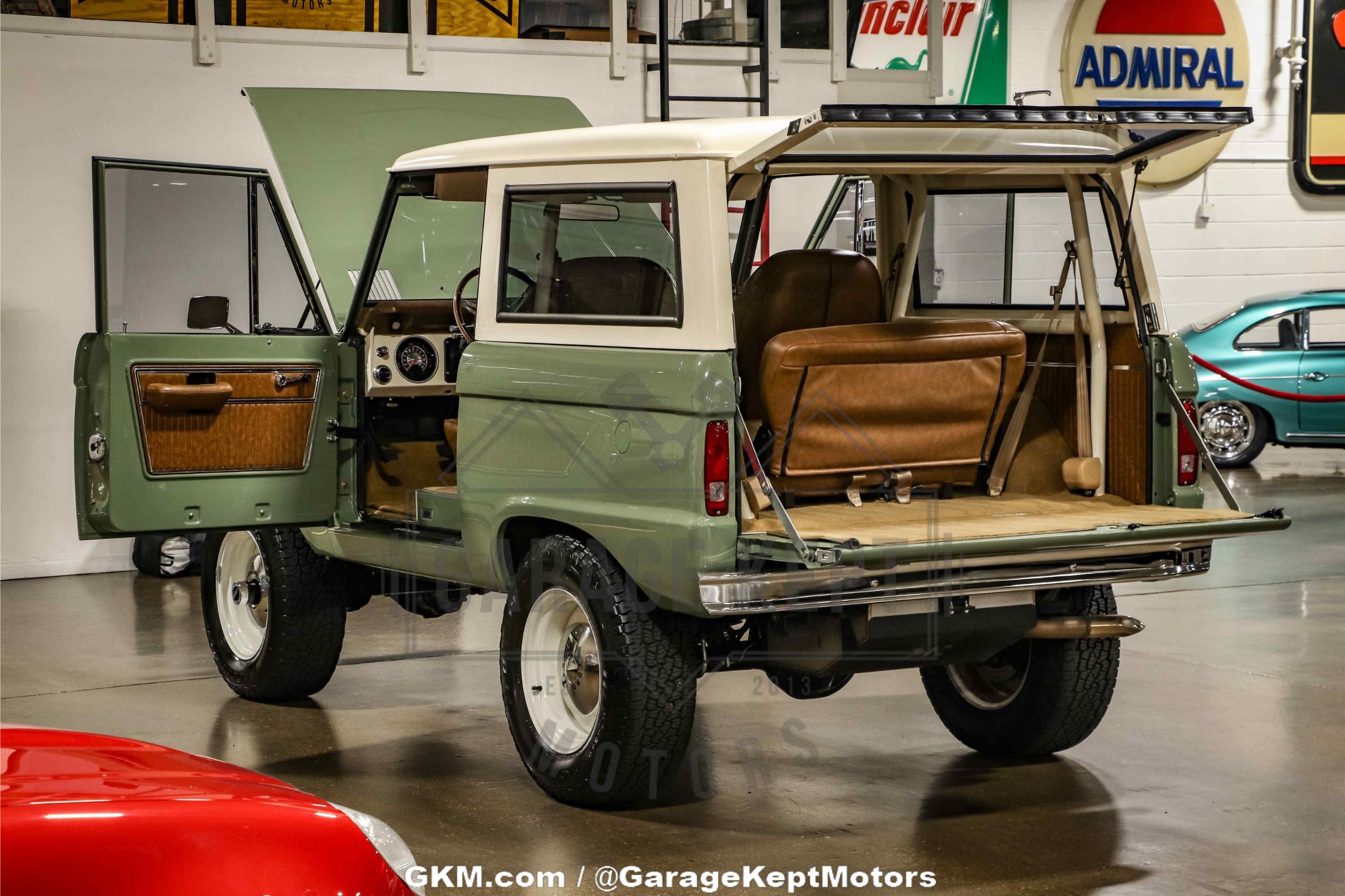 1970-ford-bronco-for-sale-garage-kept-motors-02