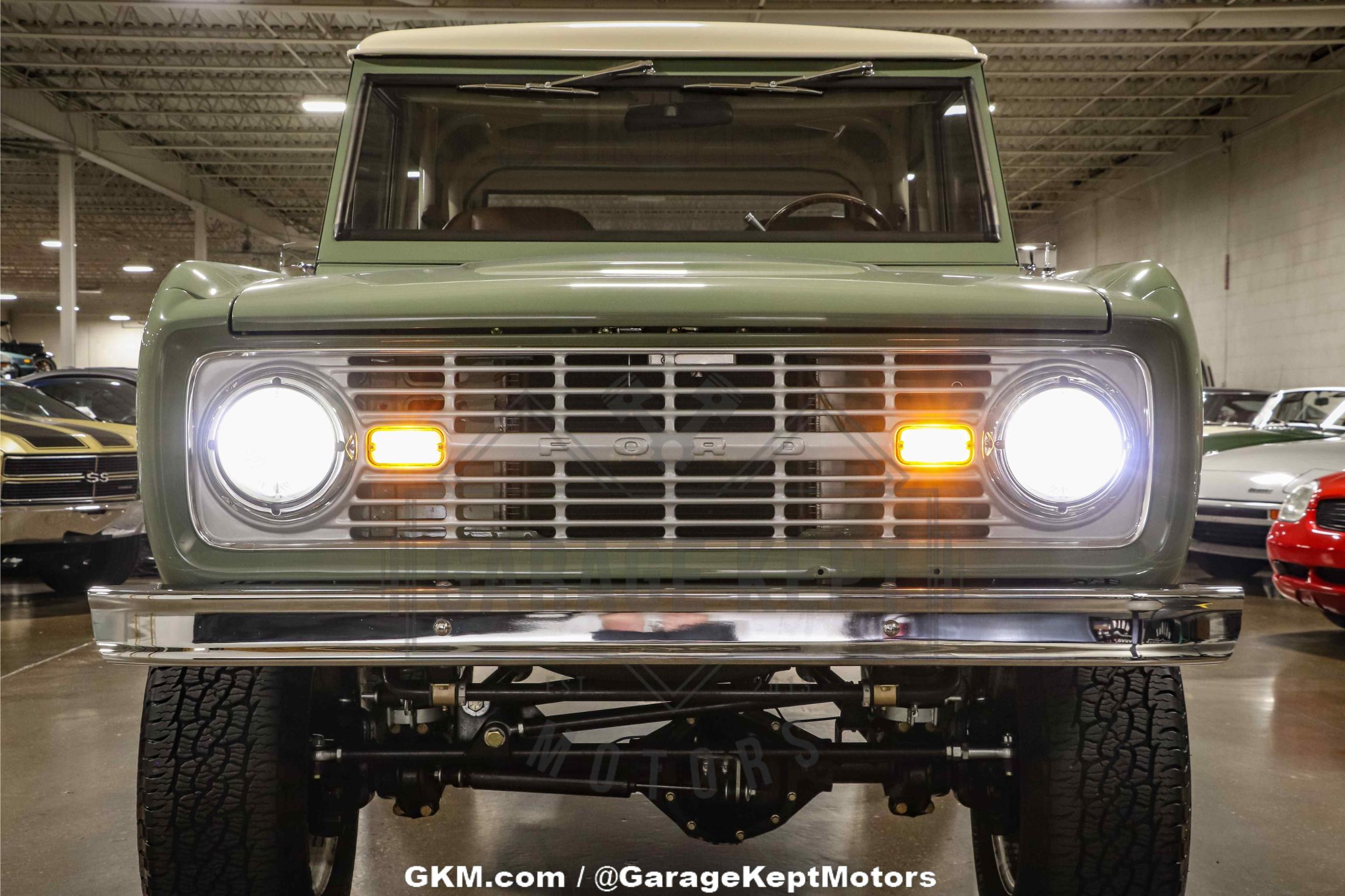 1970-ford-bronco-for-sale-garage-kept-motors-16