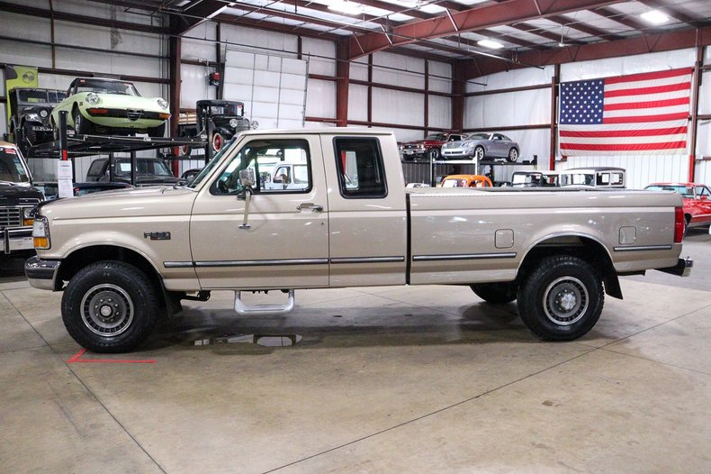 1992-ford-f250-xlt-4x4-for-sale-02