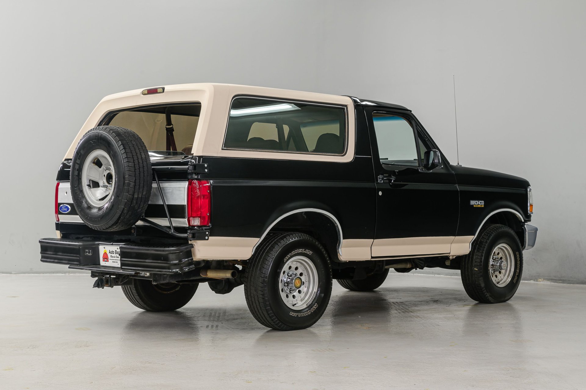 1993-ford-bronco-eddie-bauer (5)