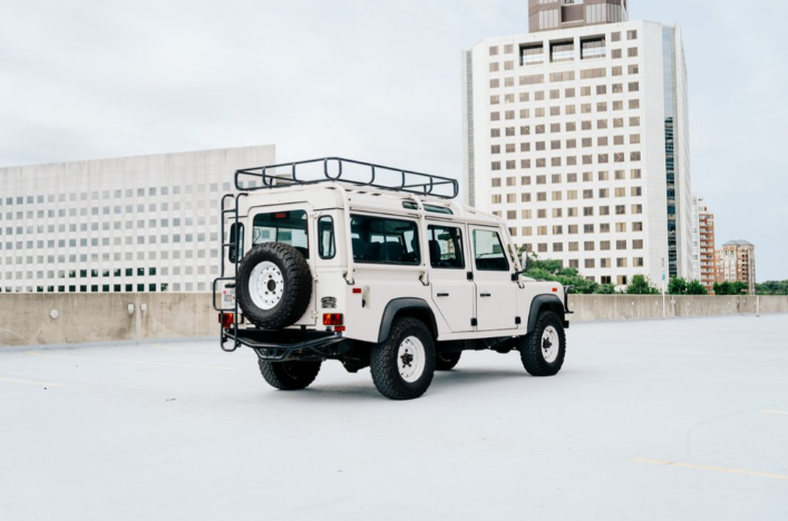 1993-land-rover-defender-110-nas-08