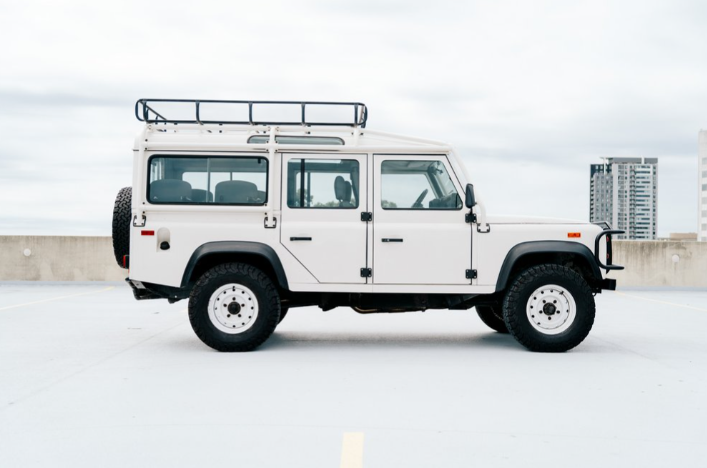 1993-land-rover-defender-110-nas-10