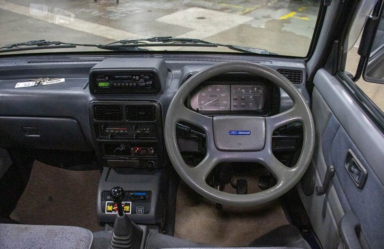 1994-daihatsu-atrai-van (8)