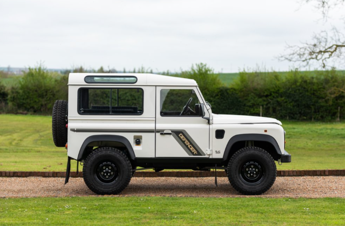 1995-land-rover-defender-90-uk-15