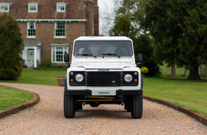 1995-land-rover-defender-90-uk-19