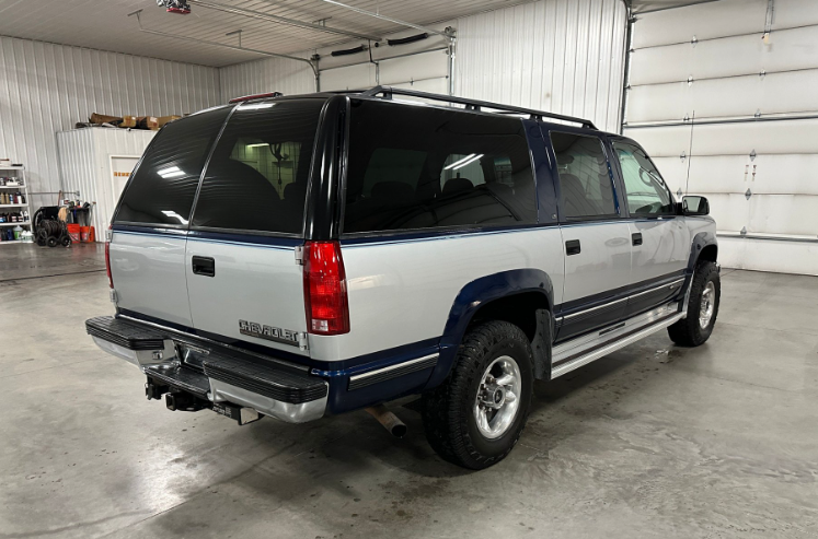 1996-chevrolet-suburban-for-sale-mi-11