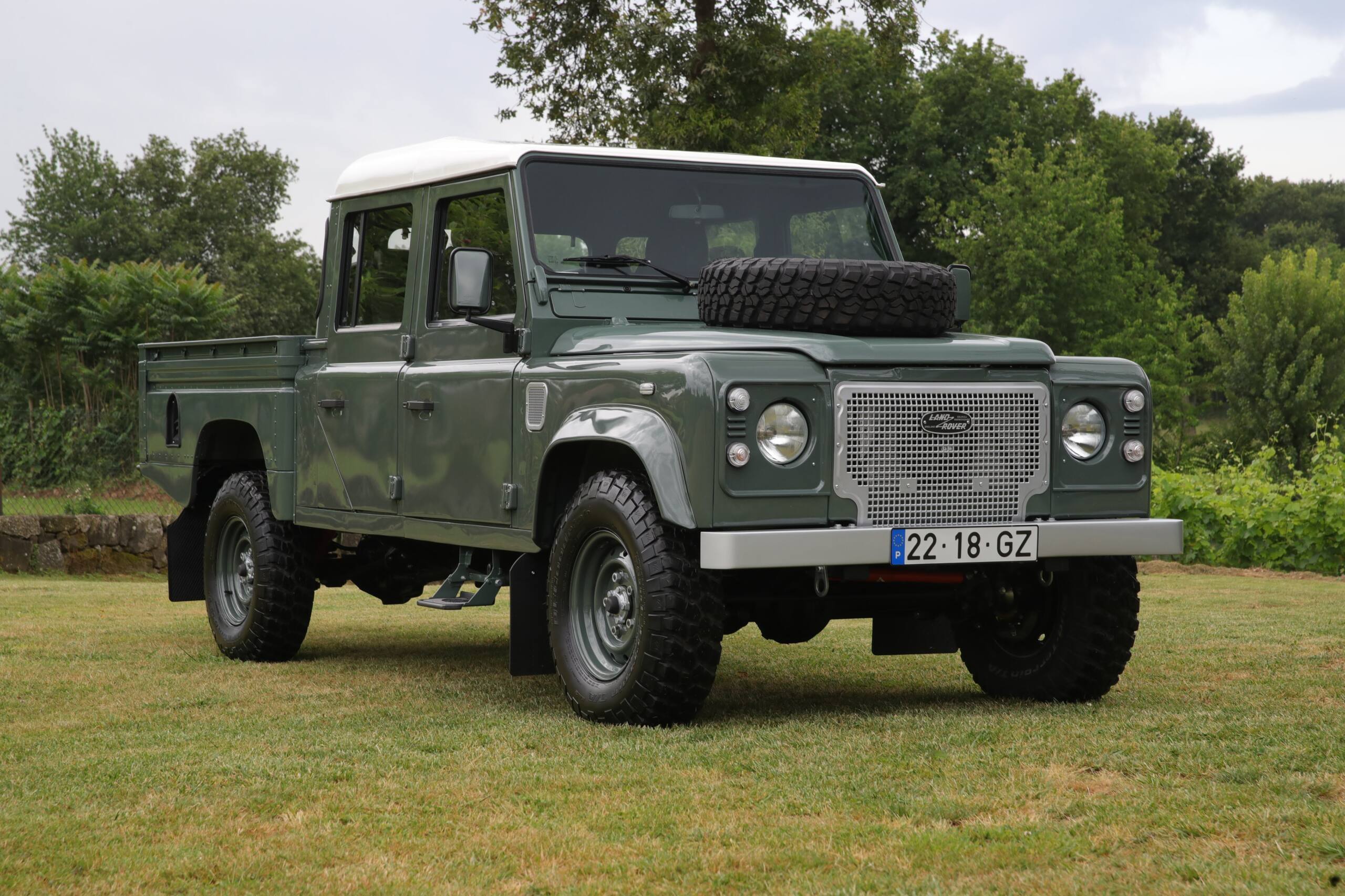 1996-land-rover-defender-130-hcpu-01