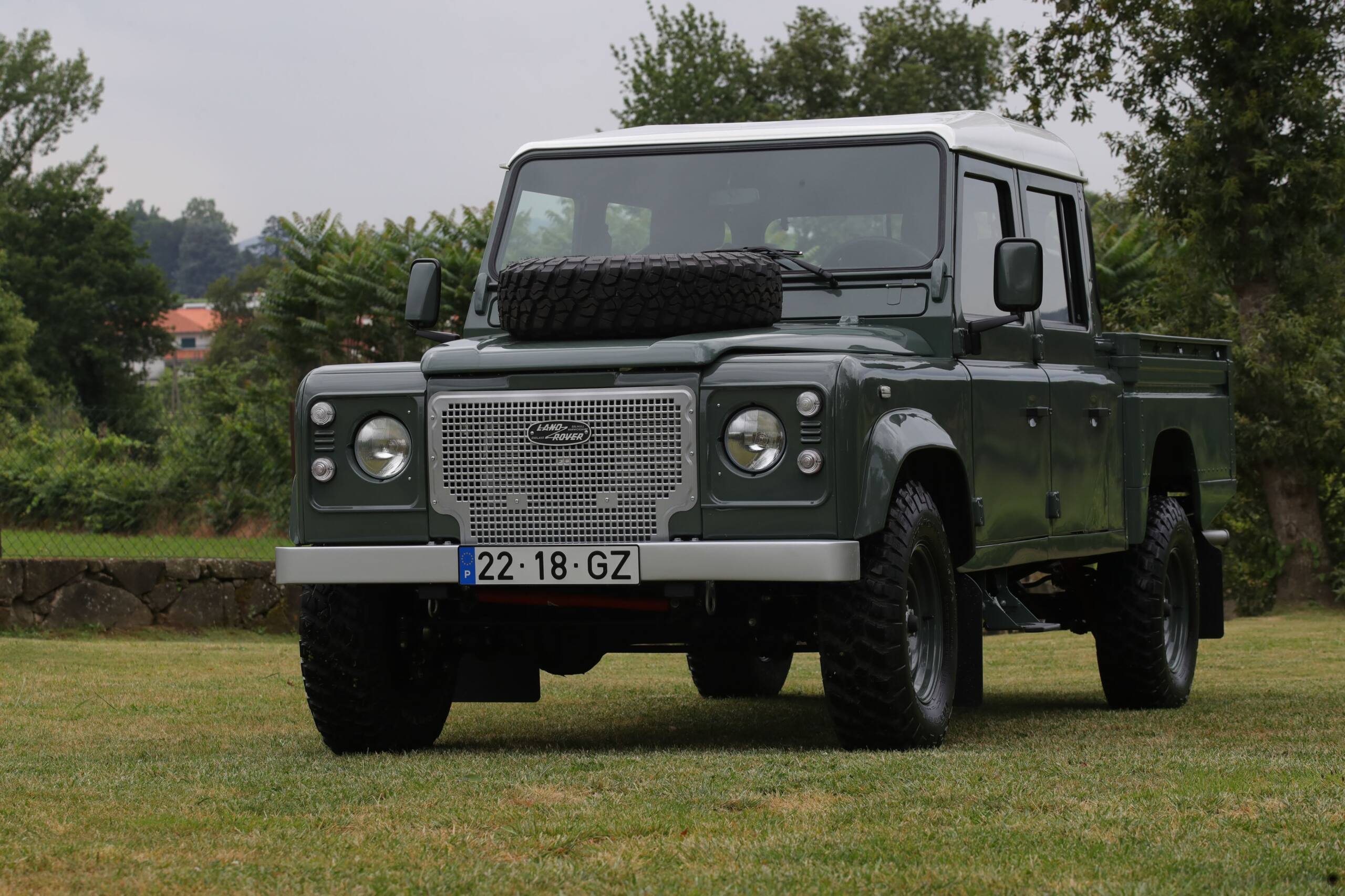 1996-land-rover-defender-130-hcpu-02