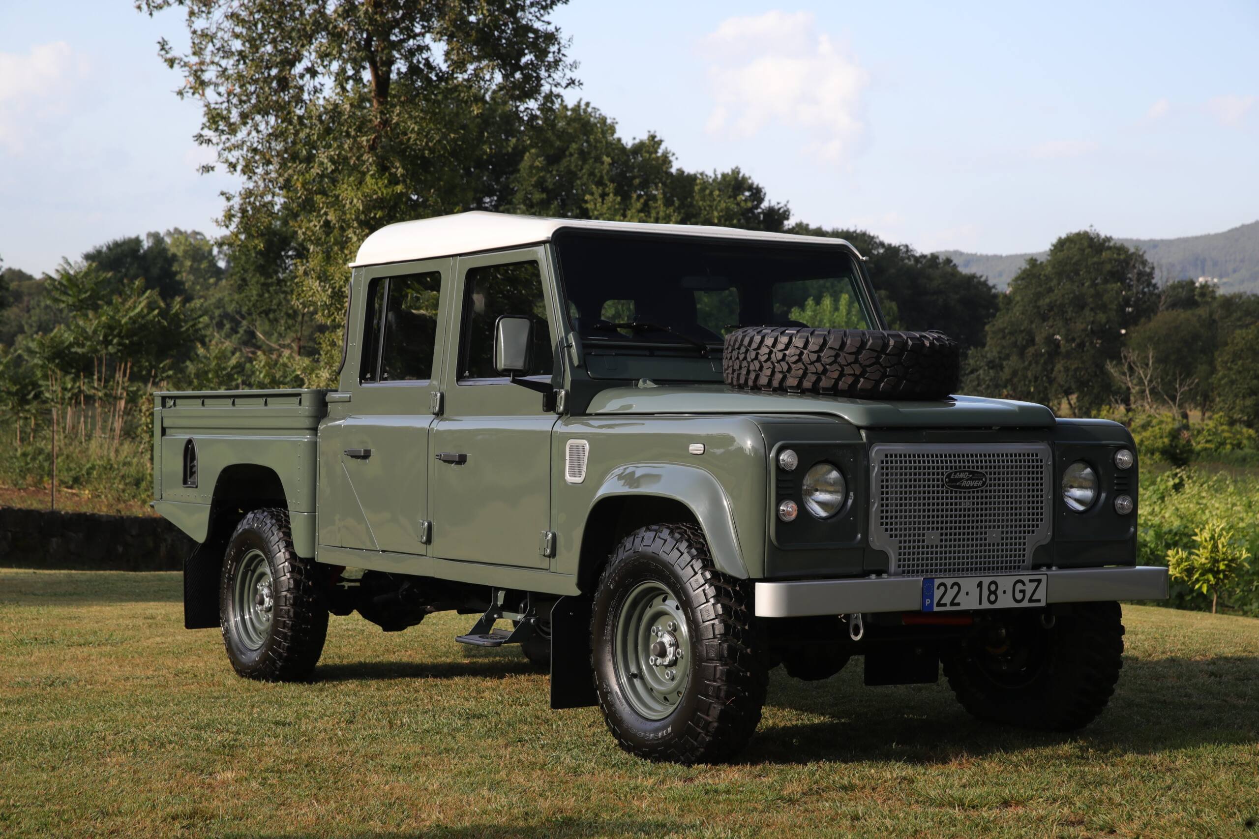 1996-land-rover-defender-130-hcpu-03