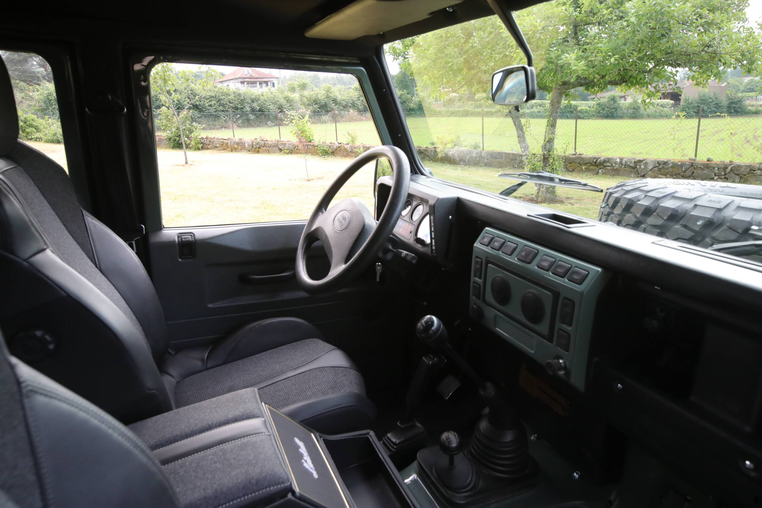 1996-land-rover-defender-130-hcpu-10