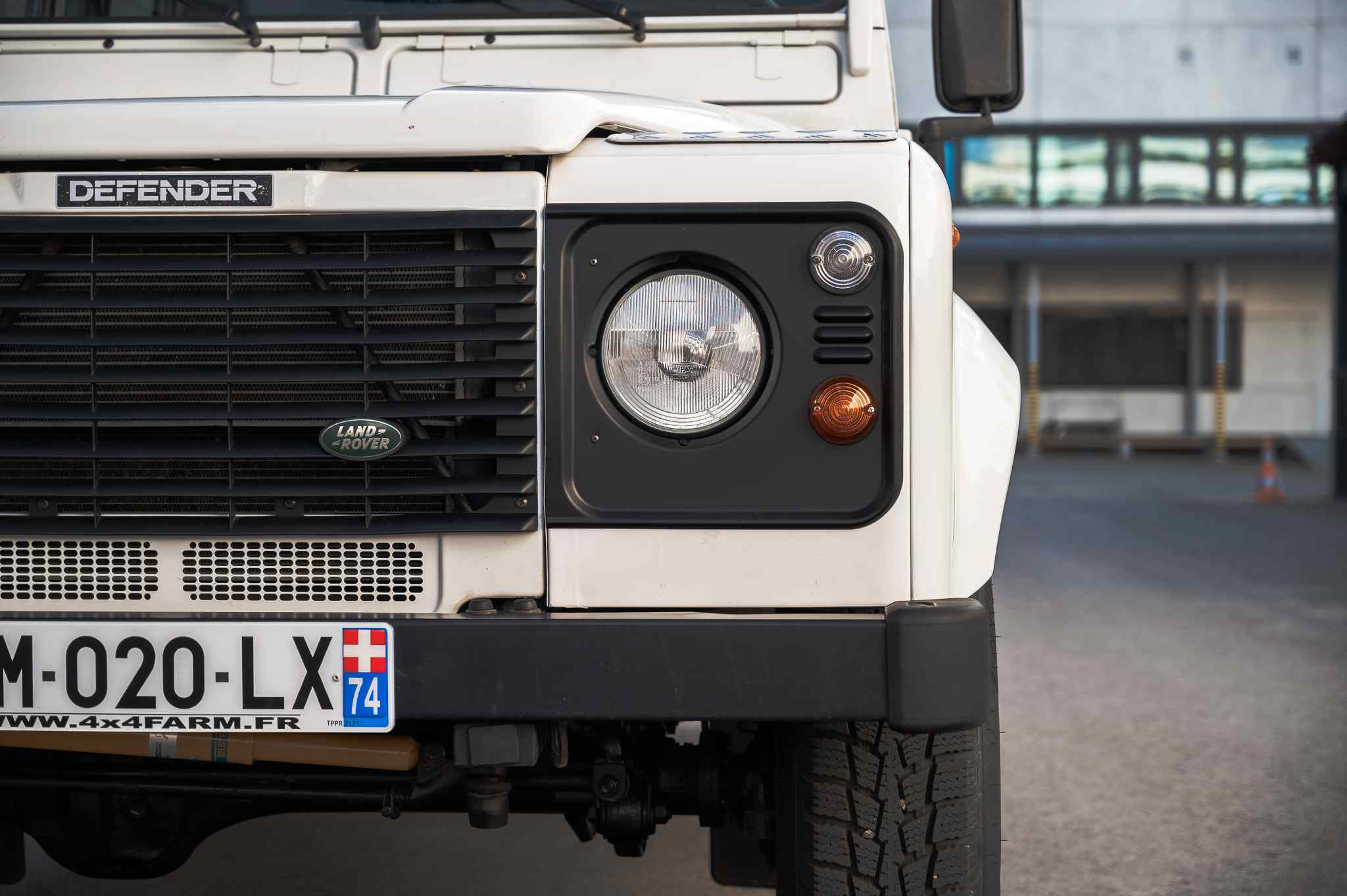 1999-land-rover-defender-110-td5-county-14 (1)