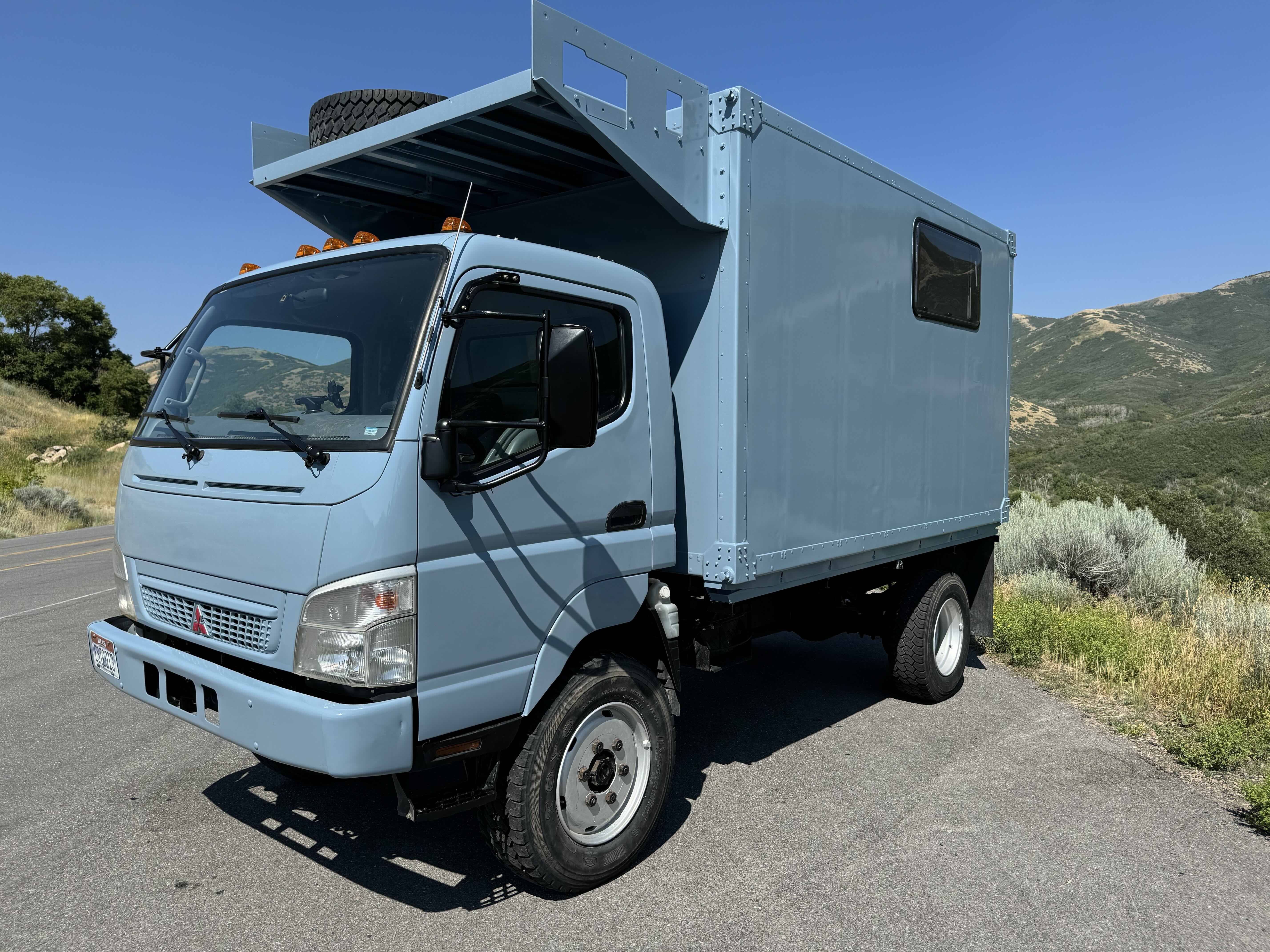 2007-mitsubishi-fuso-canter-for-sale-02