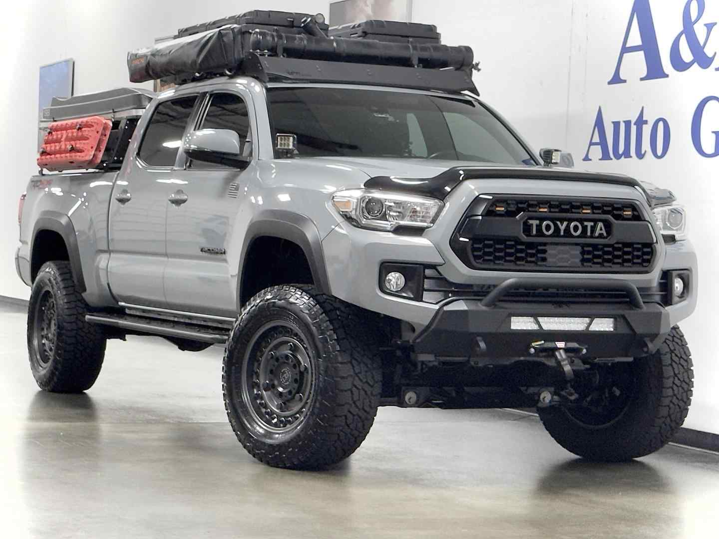 2018-toyota-tacoma-trd-off-road-for-sale-01