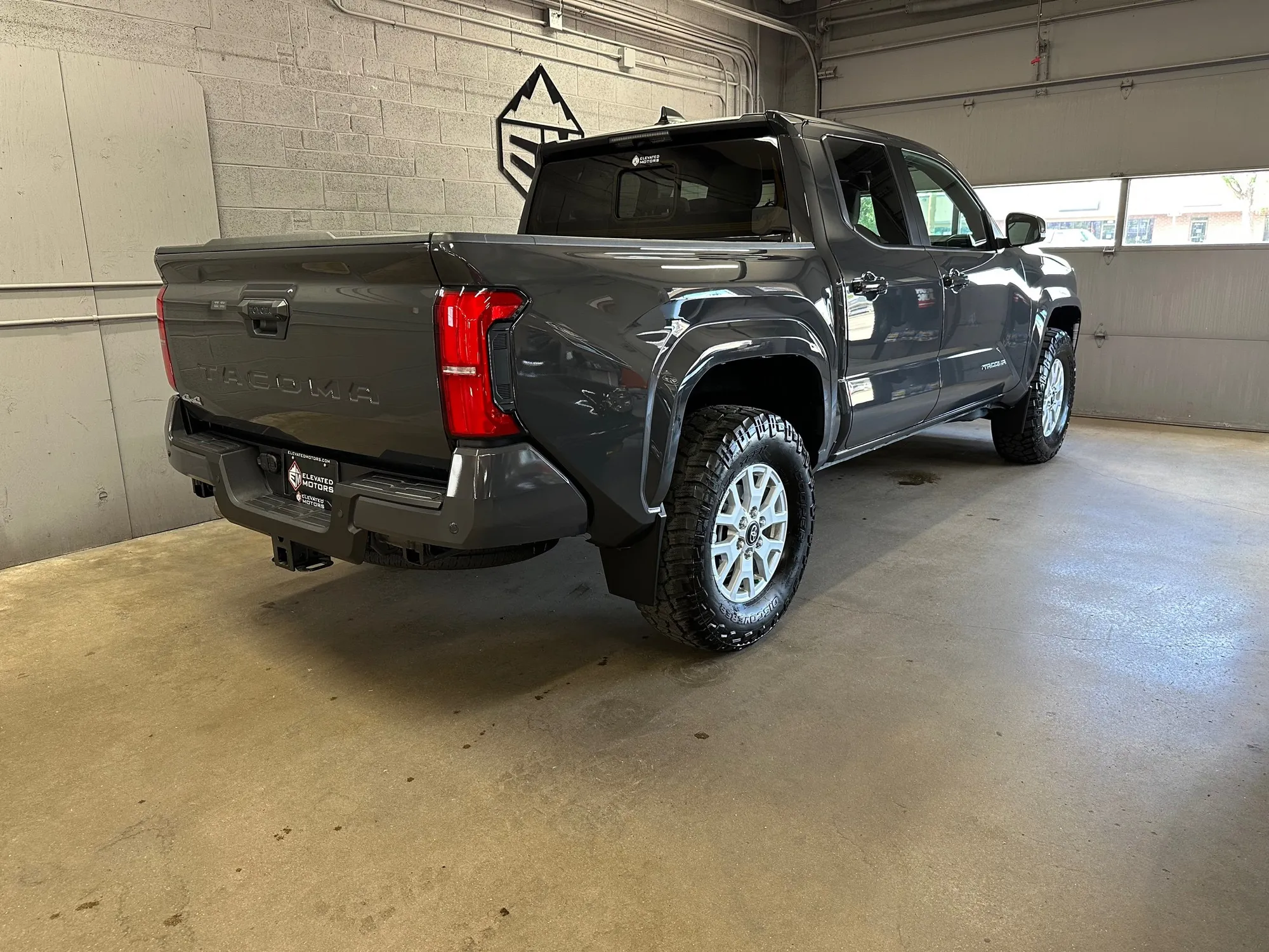 2024-toyota-tacoma-sr5-for-sale-05